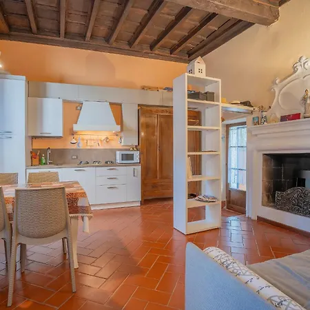 Apartment Il Portico In Piazza Principale