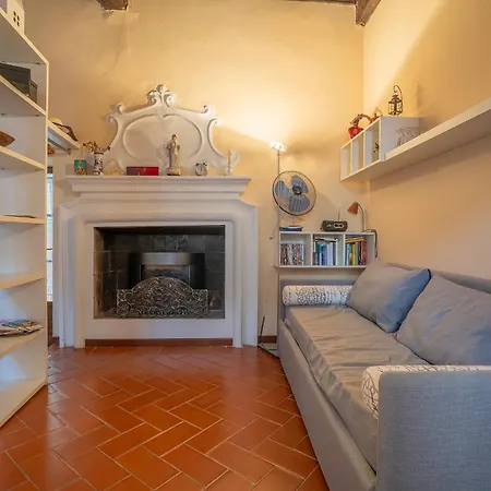 Apartment Il Portico In Piazza Principale Orta San Giulio