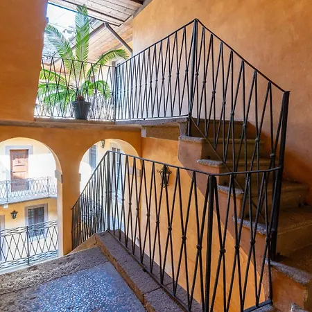 Apartment Il Portico In Piazza Principale